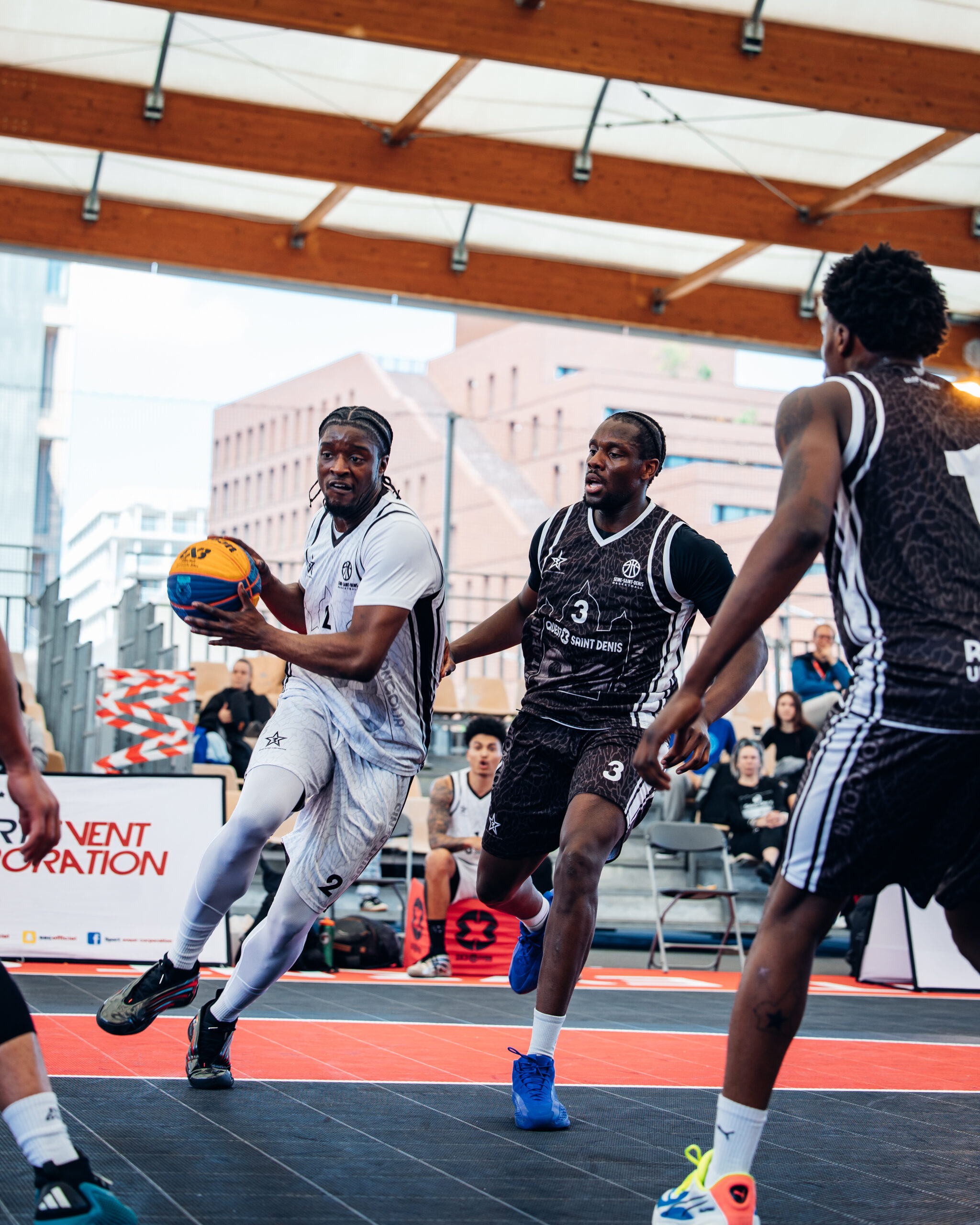 FIBA 3x3 QUEST organisé par Sport Event Corporation, s'est déroulé à Saint-Denis les 26 et 27 avril 2025 pour une qualification garantie pour Oulan-Batar du World Tour 2025 FIBA 3x3 2025. FIBA 3x3 QUEST, organized by Sport Event Corporation, took place in Saint-Denis on April 26 and 27, 2025 for a guaranteed qualification for Ulan-Batar for the FIBA 3x3 2025 World Tour.